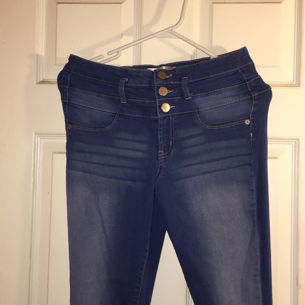 Blue high waisted jeans